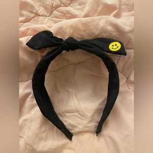 Smile headband